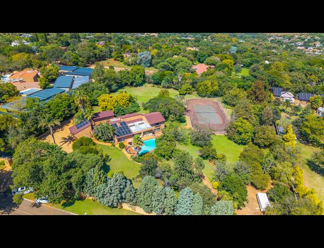 4 BEDROOM FREEHOLD FOR SALE IN RUIMSIG